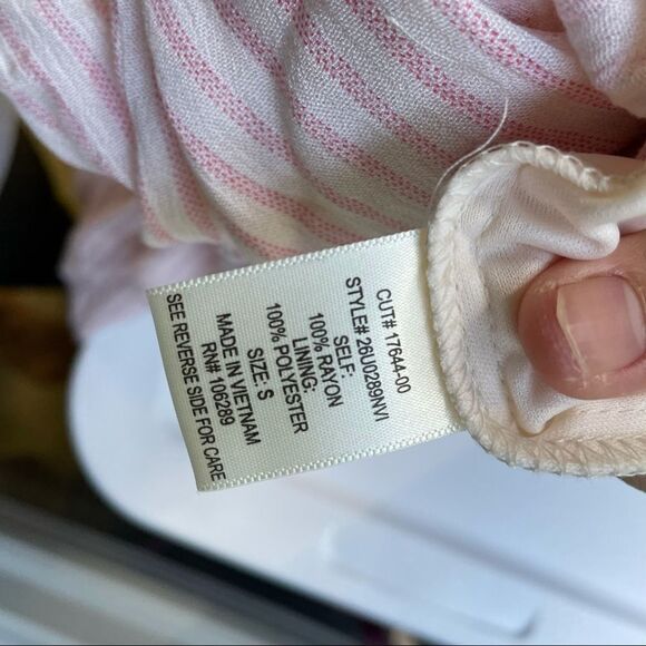 ROW•A Striped short sleeved tie front jumpsuit in pink/ white lined sz Small - Picture 7 of 8